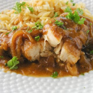 Chicken in Caramelized Onion Sauce This chicken in caramelized onion sauce is so tender and flavorful! Makes a great meal during the week as well as on the weekends!