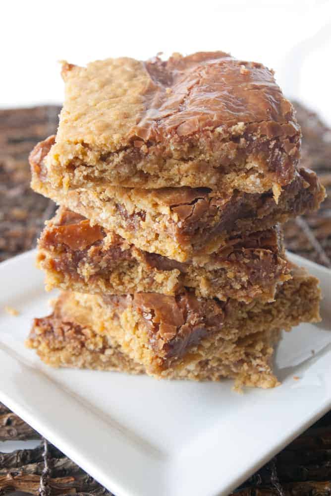 Oatmeal Fudge Bars