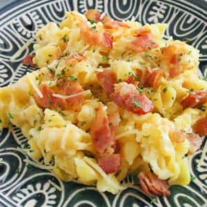 Slow Cooker Mac and Cheese.