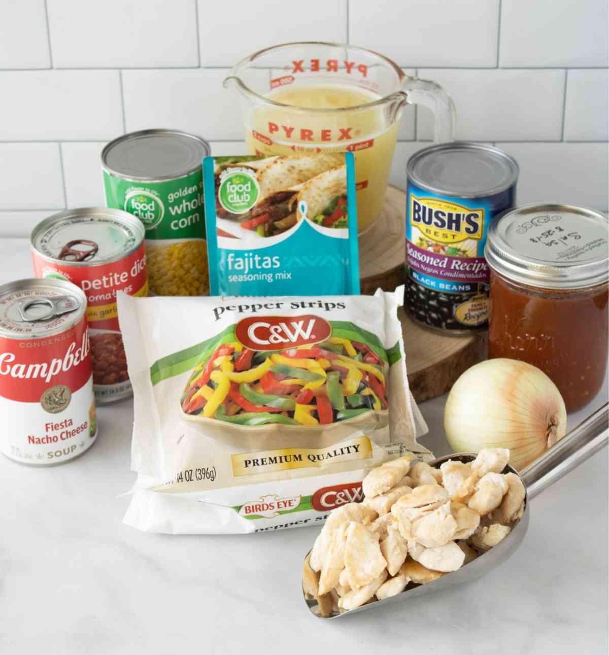 Ingredients you need to make this crock pot chicken fajita soup recipe!