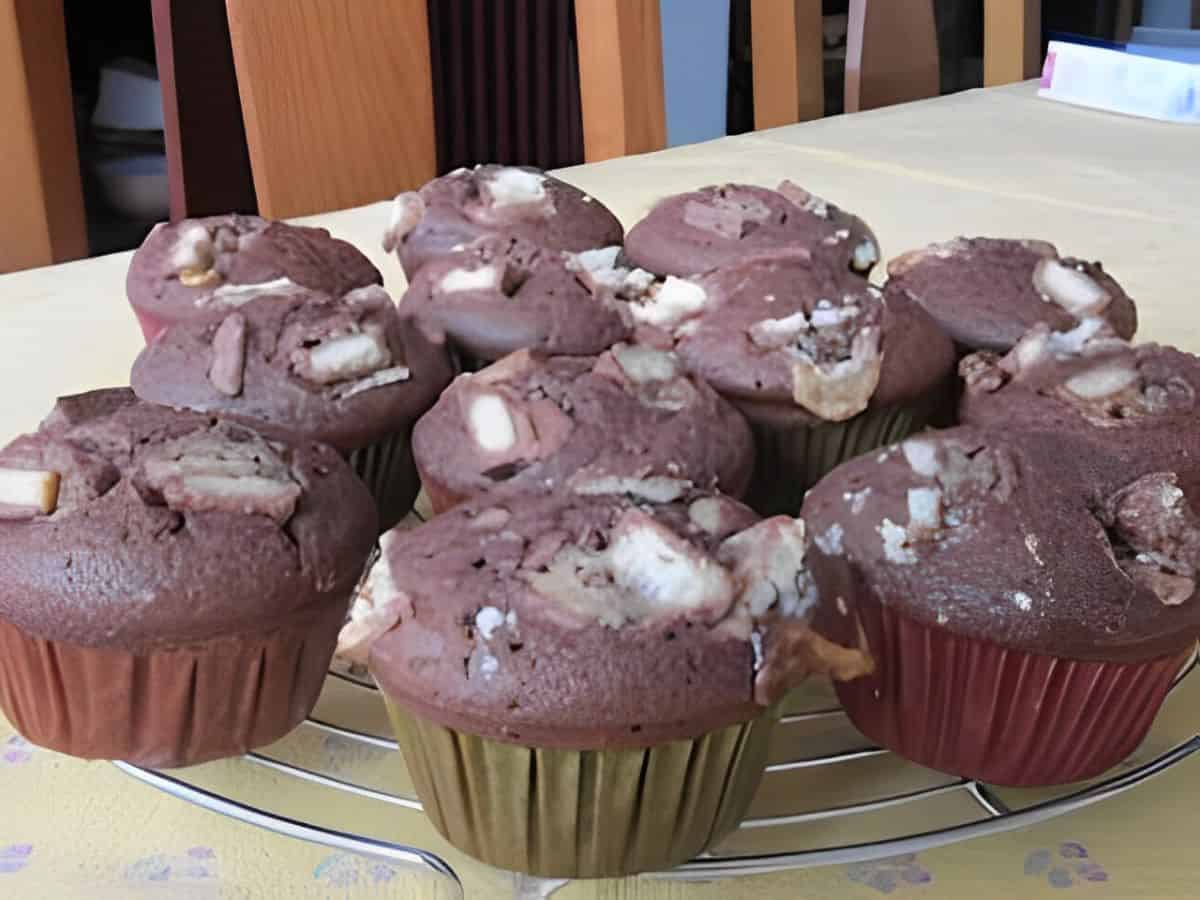 Twix Muffins on a resting grid.