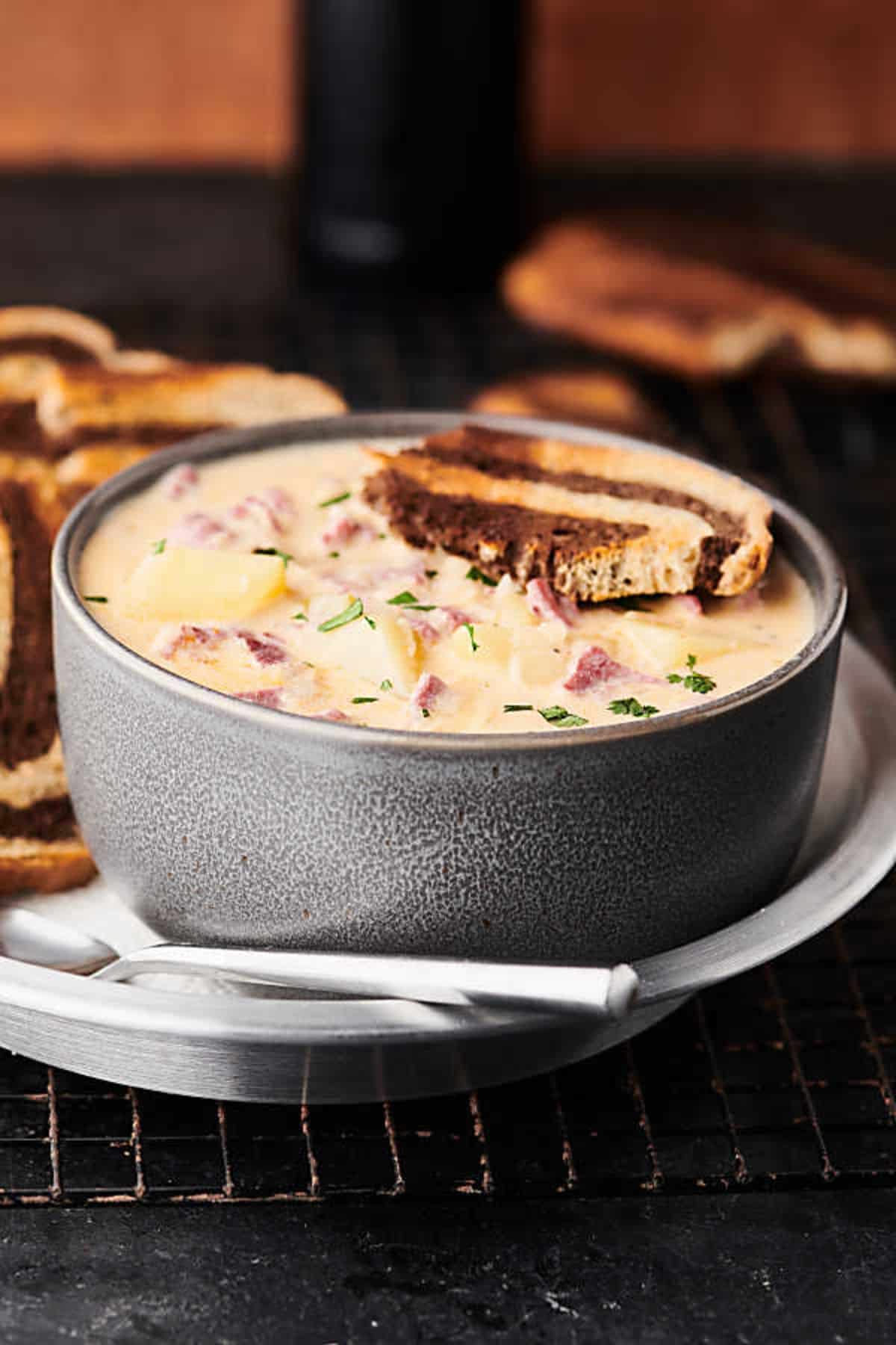 Healthy Easy Reuben Soup in a gray bowl.